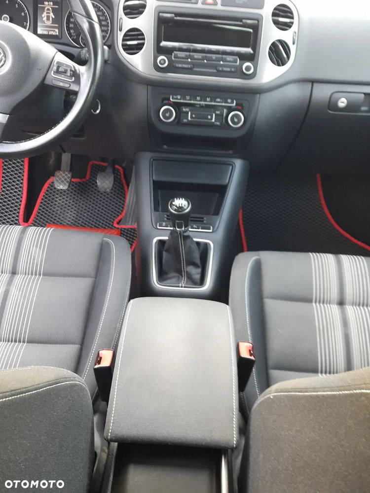 Volkswagen Golf Plus 1.2 TSI BlueMotion Technology Comfortline - 12