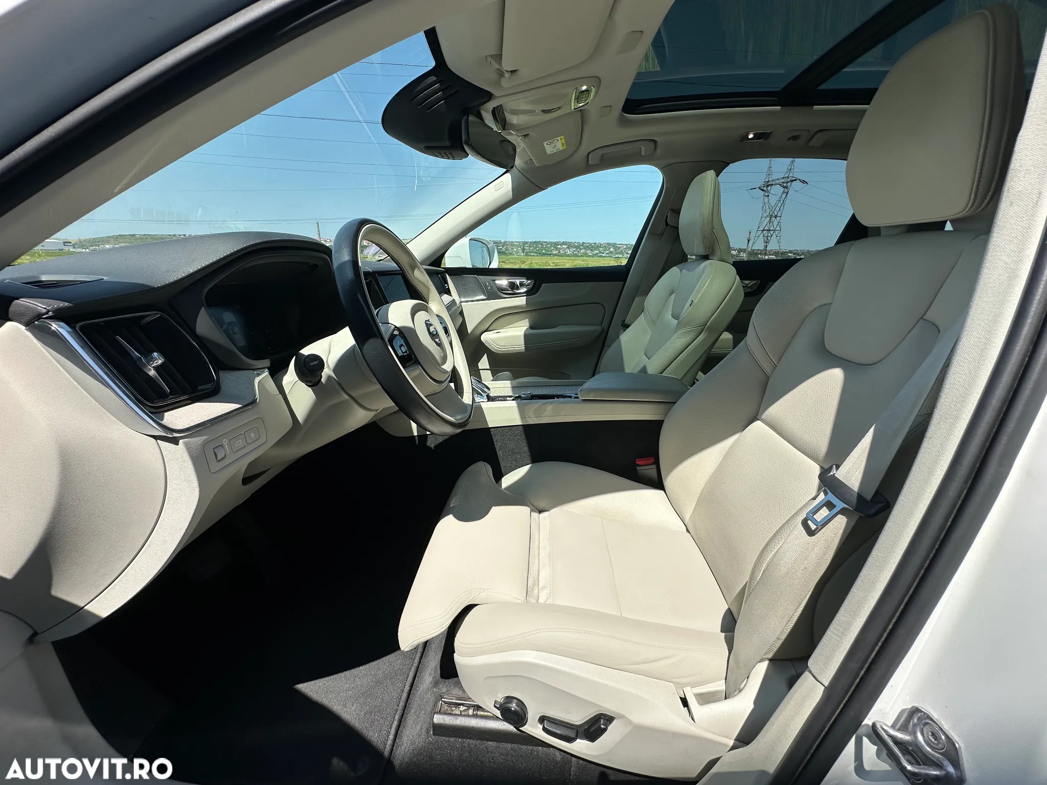 Volvo XC 60 T8 AWD Recharge Geartronic Inscription Expression - 11