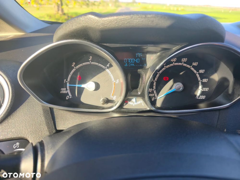 Ford Fiesta 1.6 TDCi Titanium X - 22