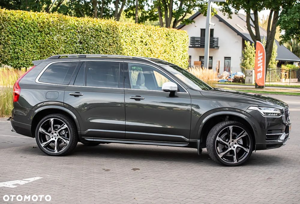 Volvo XC 90 D5 AWD R-Design - 3