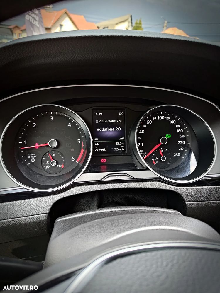 Volkswagen Passat Variant 2.0 TDI SCR DSG Comfortline - 18