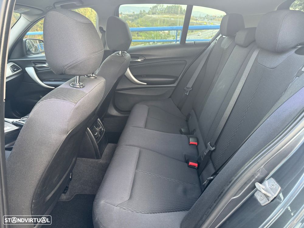 BMW 118 d Aut. Sport Line - 10