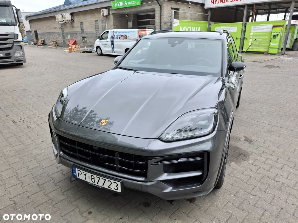 Porsche Cayenne - 6