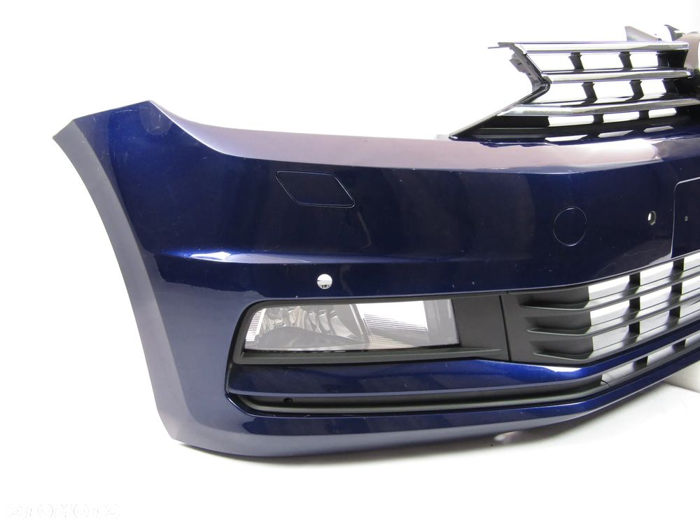 Zderzak przedni VW Touran 15 - 24 Sprysk. / Pdc-4 Lakier LC5B - 19