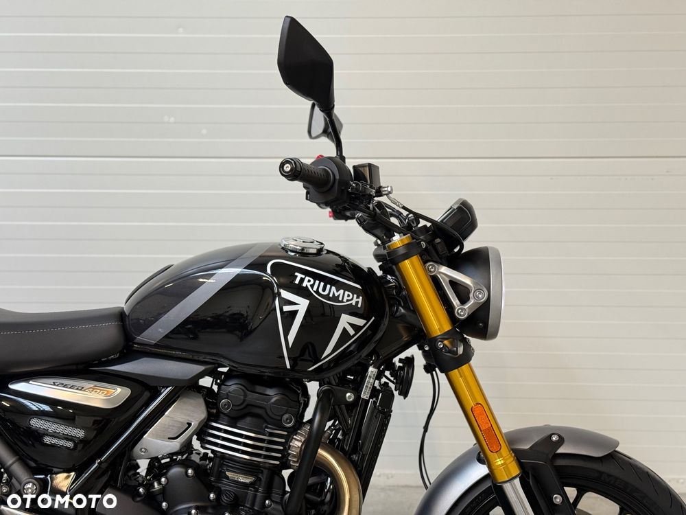 Triumph Inny - 11