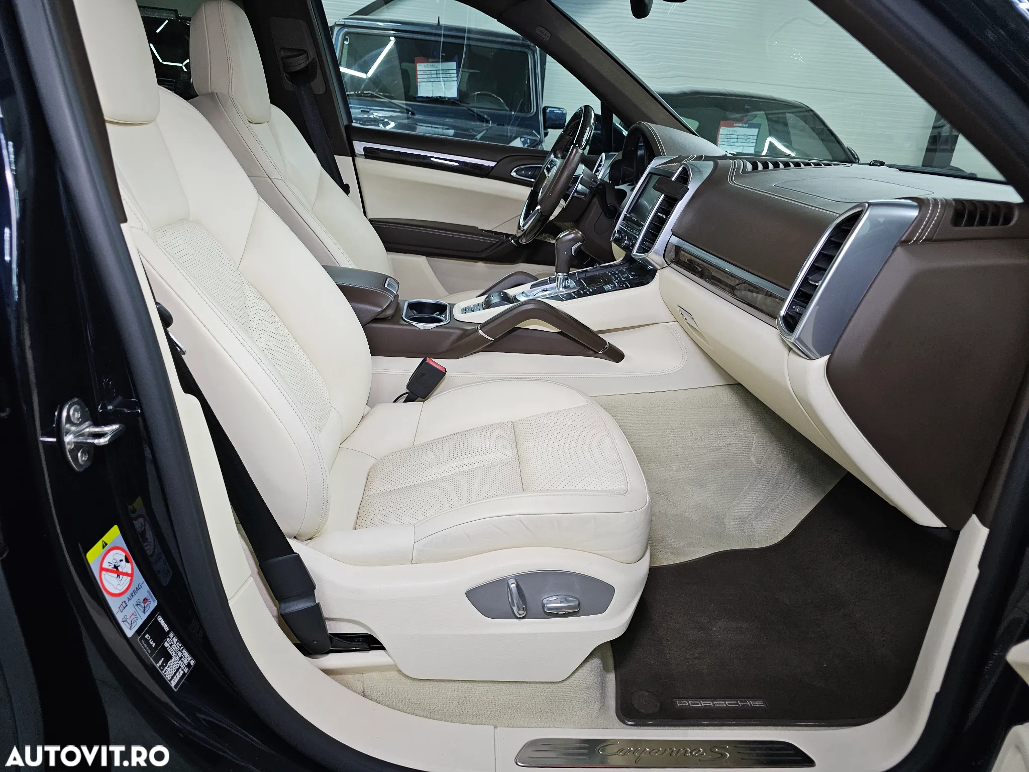 Porsche Cayenne S Hybrid Tiptronic S - 10