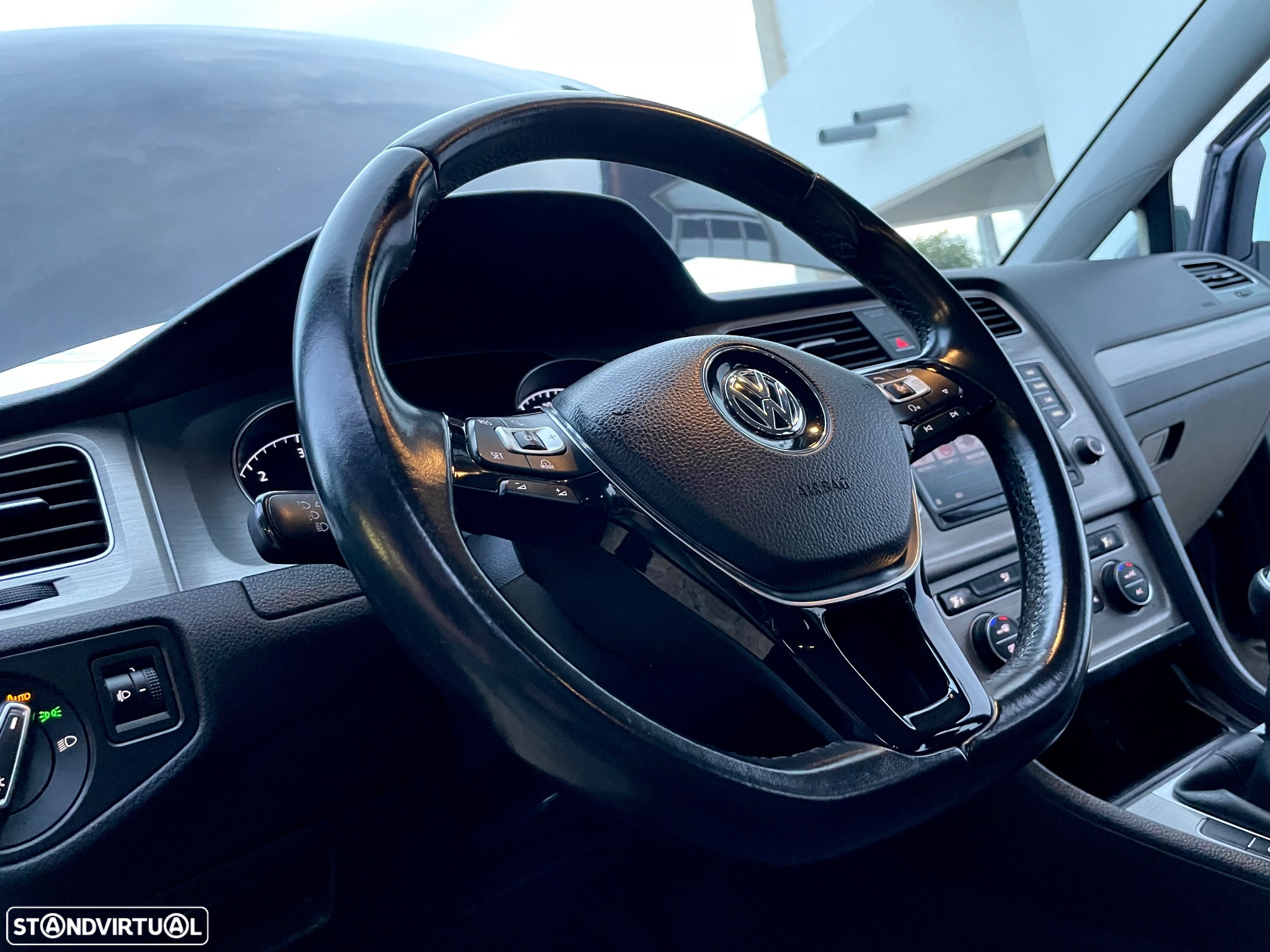 VW Golf Variant 1.6 TDi Highline - 20