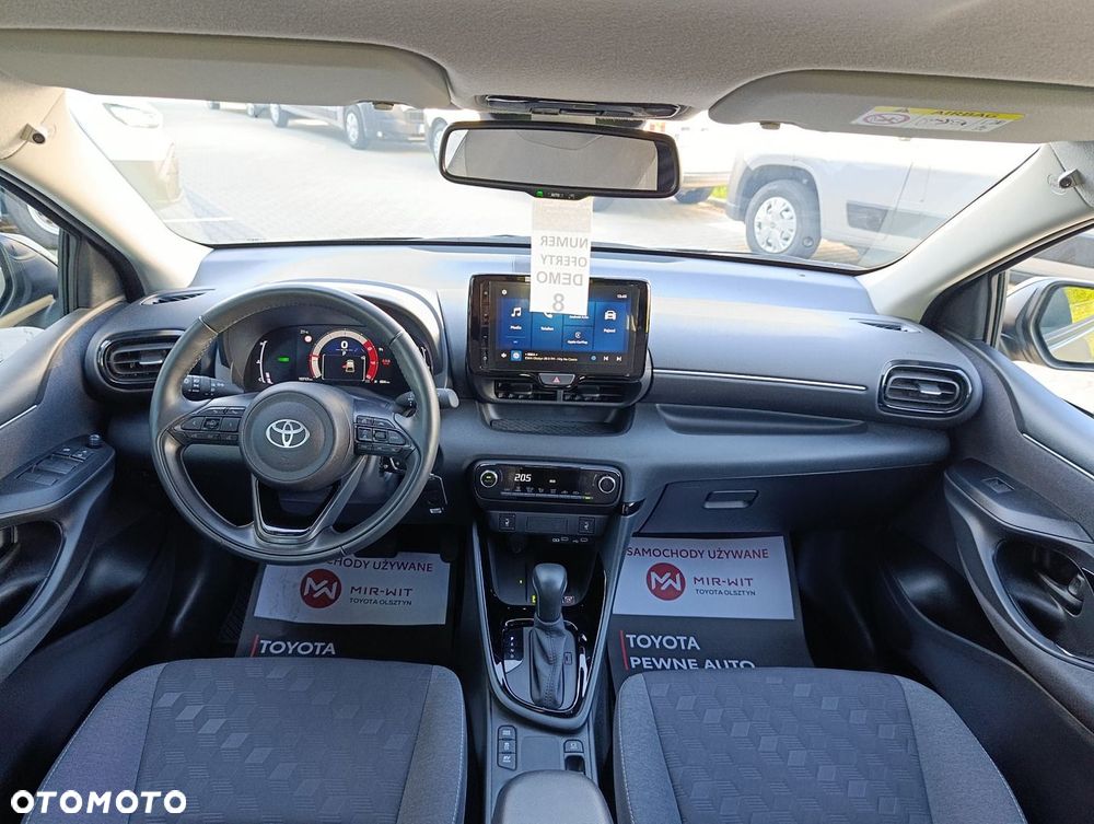 Toyota Yaris Hybrid 1.5 Style - 17
