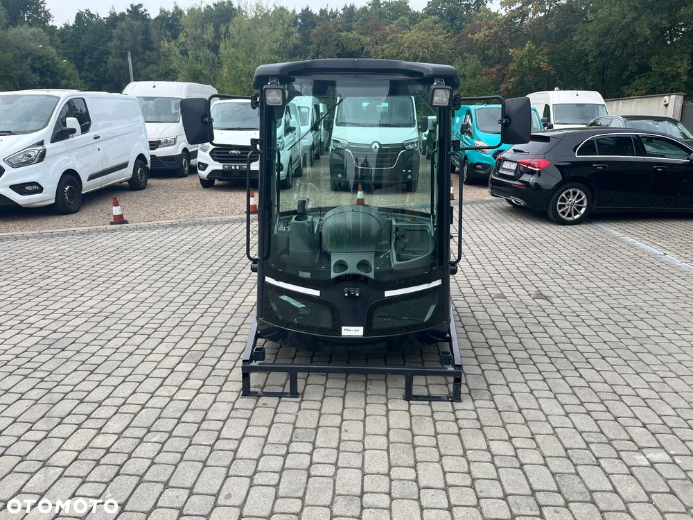 KABINA  MINI KOPARKA ŁADOWARKA Schäffer SK31 BOBCAT GIANT AVANT 11787netto - 2