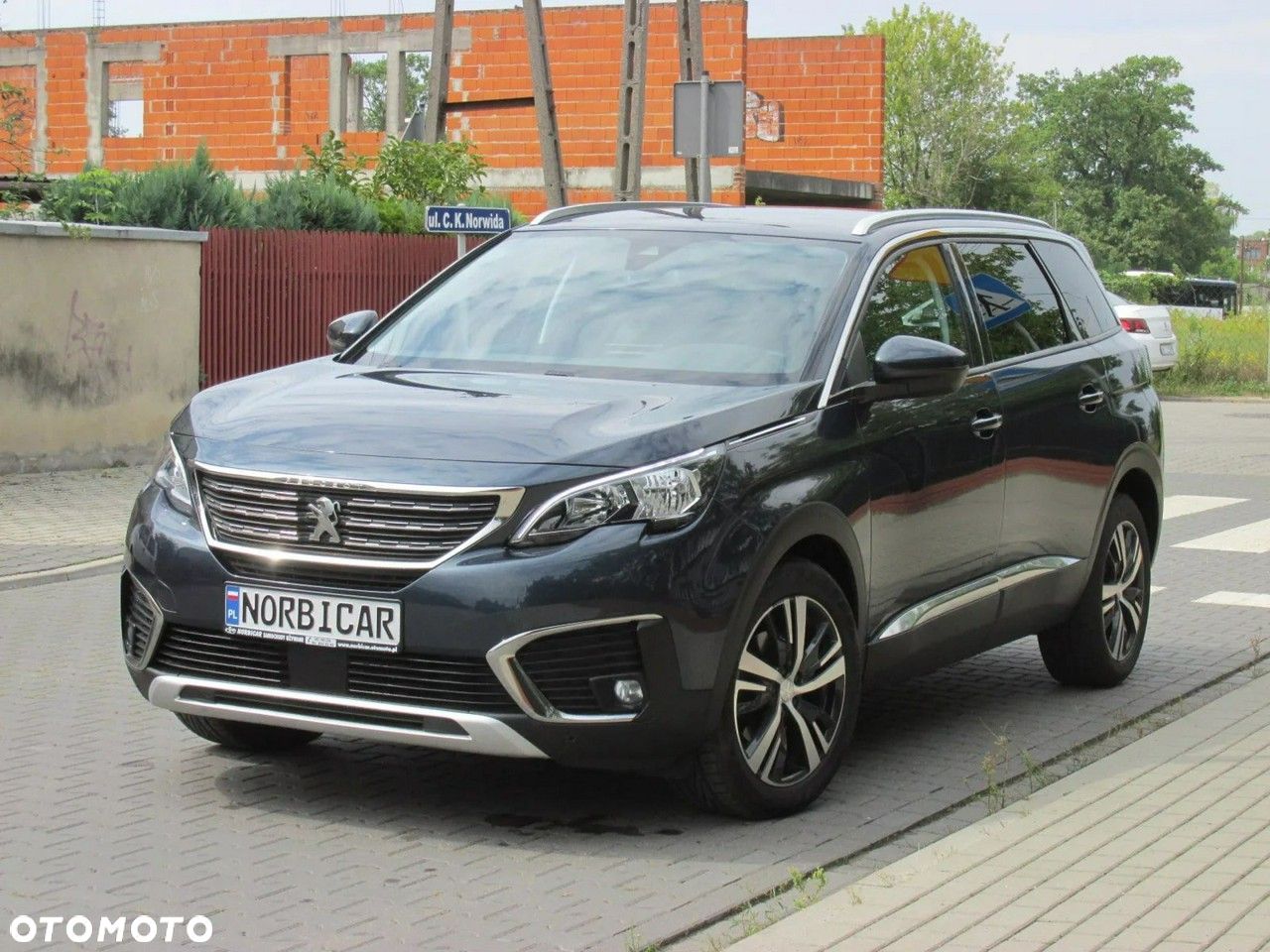 Peugeot 5008 1.5 BlueHDI Allure S&S - 1