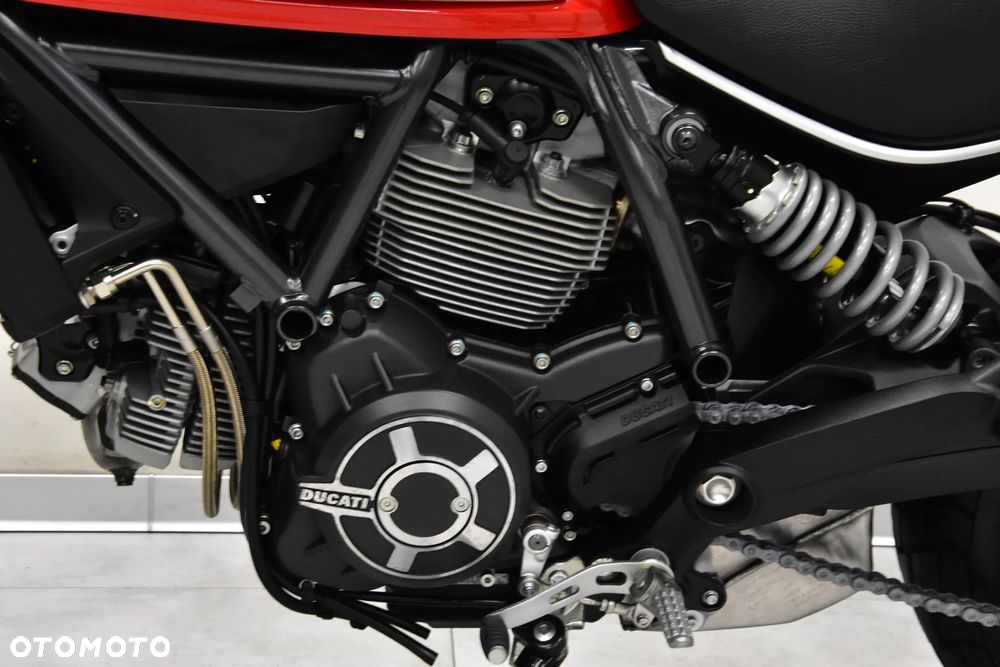 Ducati Scrambler - 28