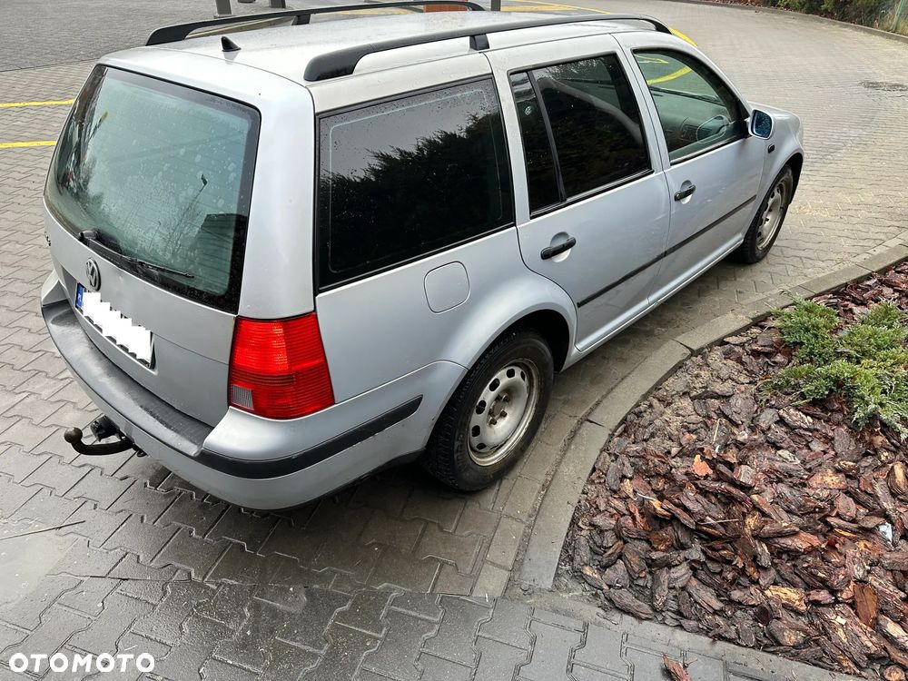 Volkswagen Golf 1.6 Comfortline - 5