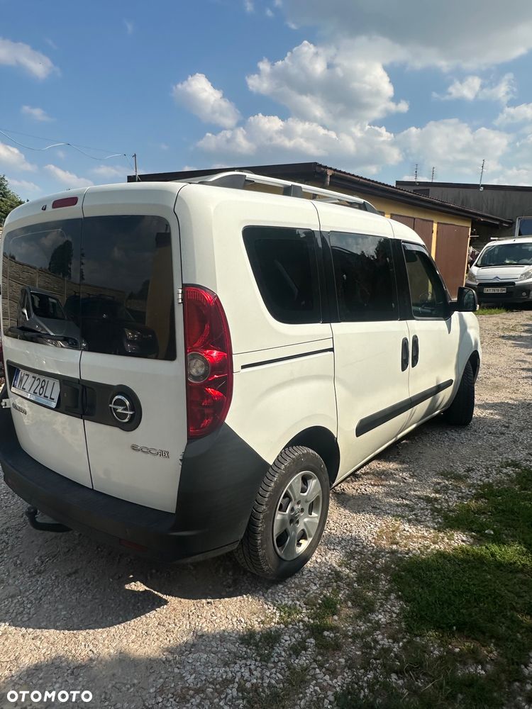 Opel Combo - 12
