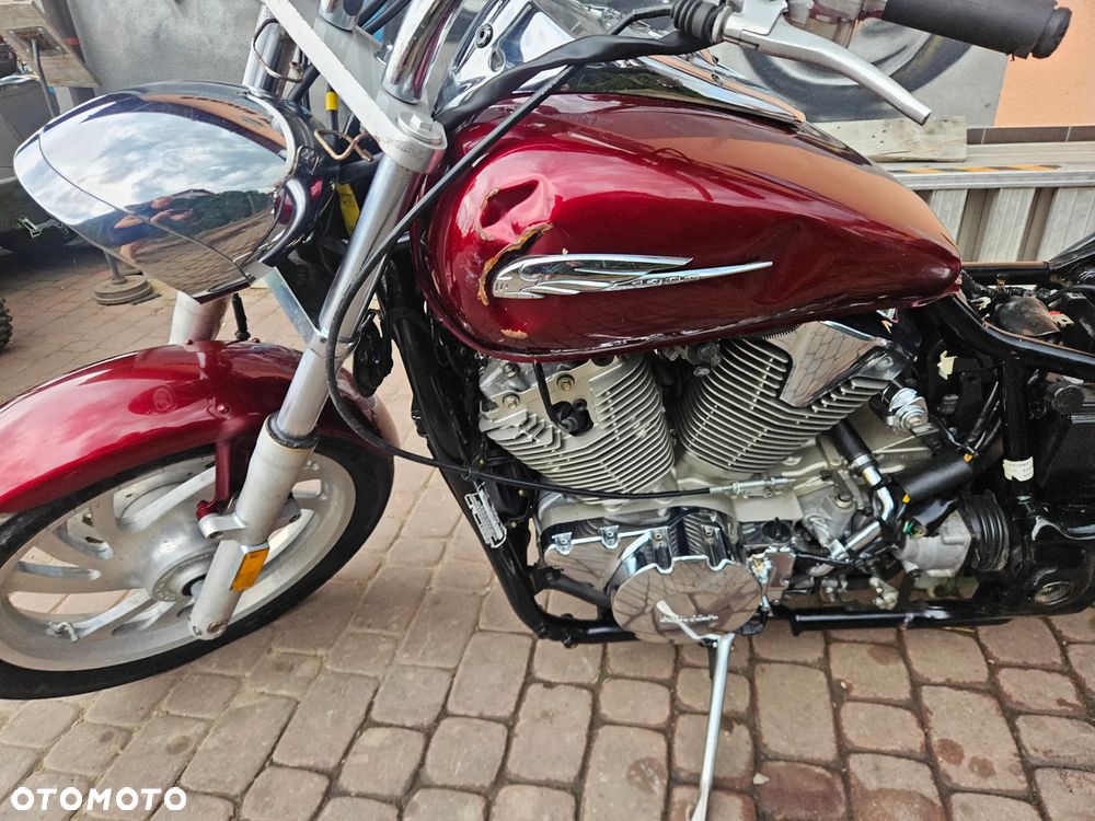 Honda VTX - 13