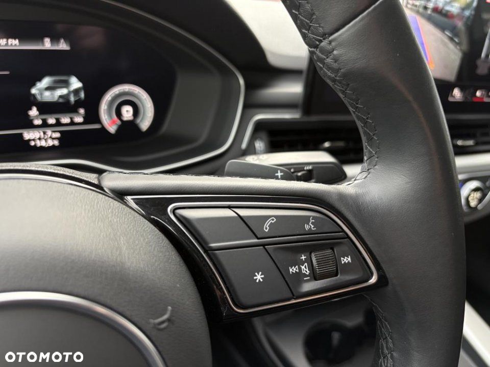 Audi A4 Limousine - 11