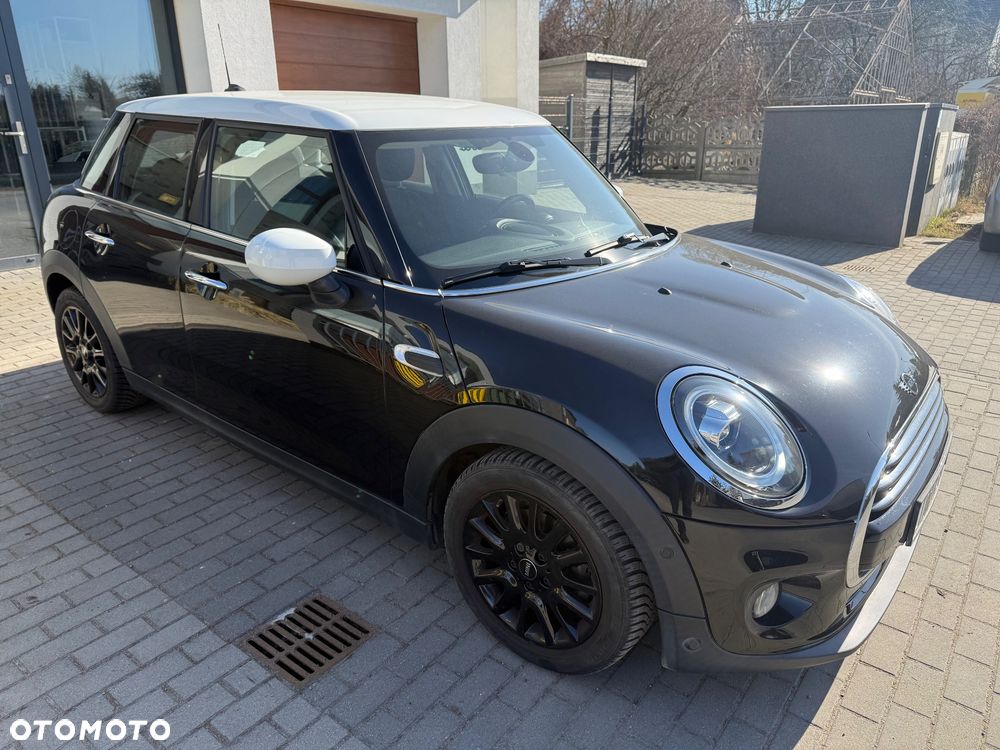 MINI Cooper Standard - 3