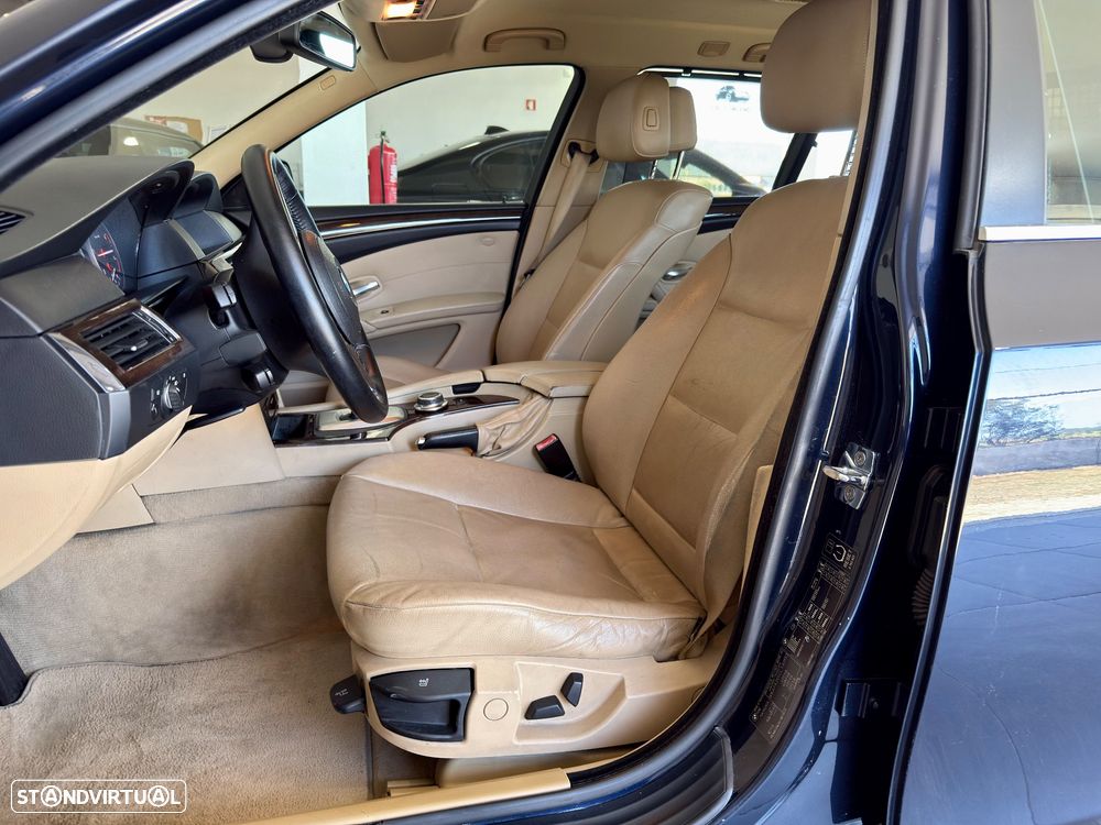 BMW 520 dA Touring Executive - 21