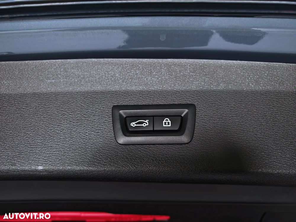 BMW X1 xDrive25e AT PHEV - 38