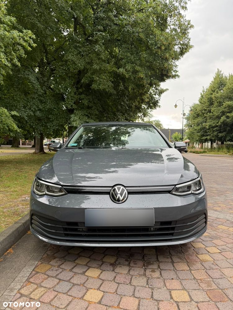 Volkswagen Golf - 1