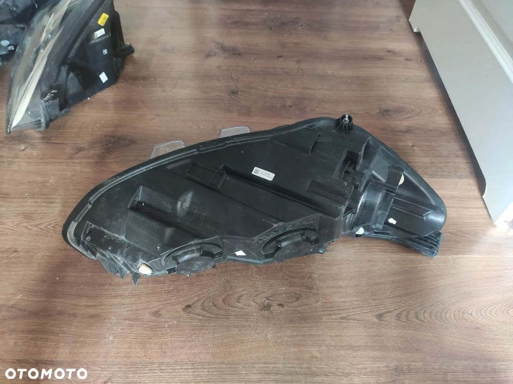 Lampa Lewy przód Ford Focus MKIV MK4 18- LED mx7b-13e015-ce - 4
