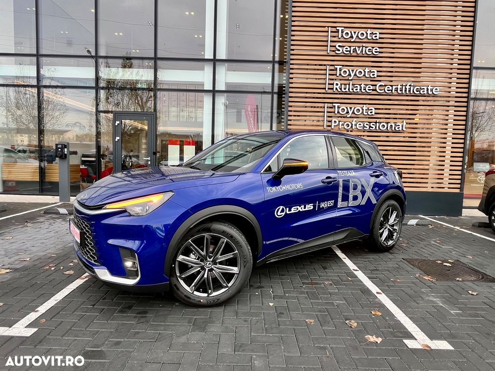 Lexus LBX 1.5 HEV 4x2 CVT Relax - 2