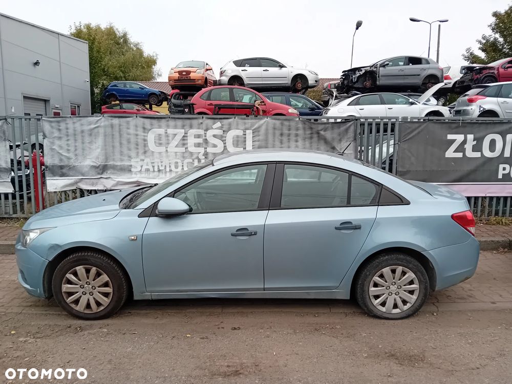 *CHEVROLET CRUZE* Samochód na części - 1