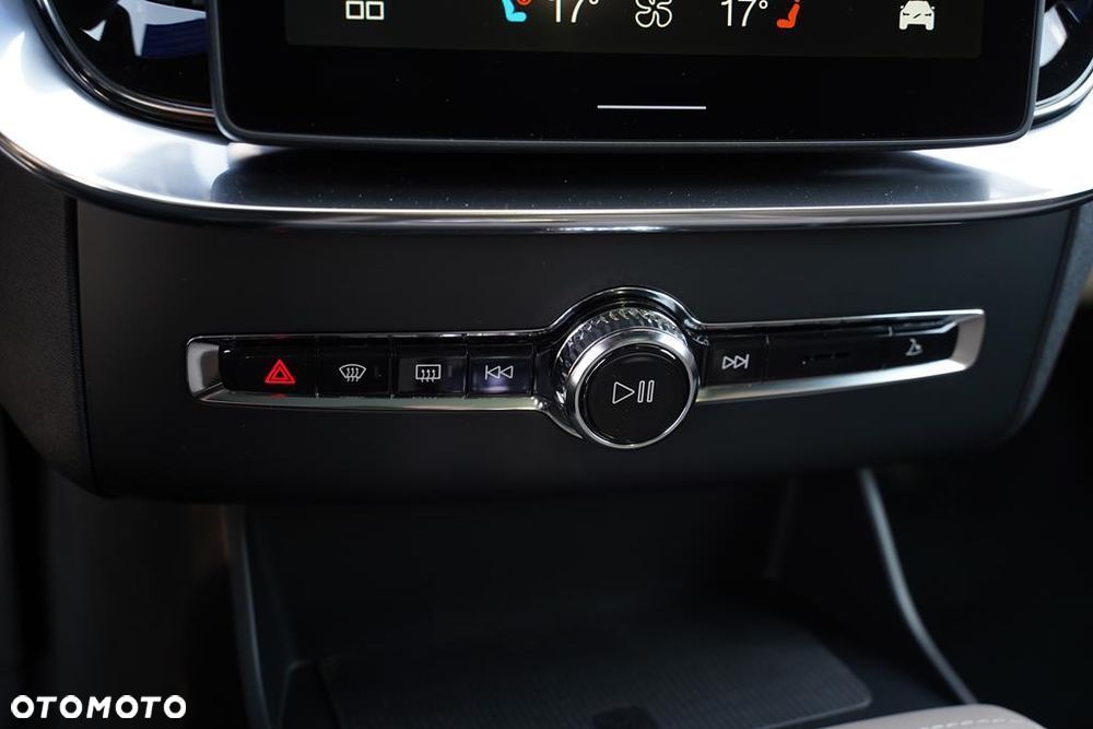 Volvo XC 90 B5 B AWD Ultra Bright 7os - 22