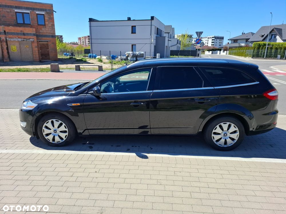 Ford Mondeo - 8