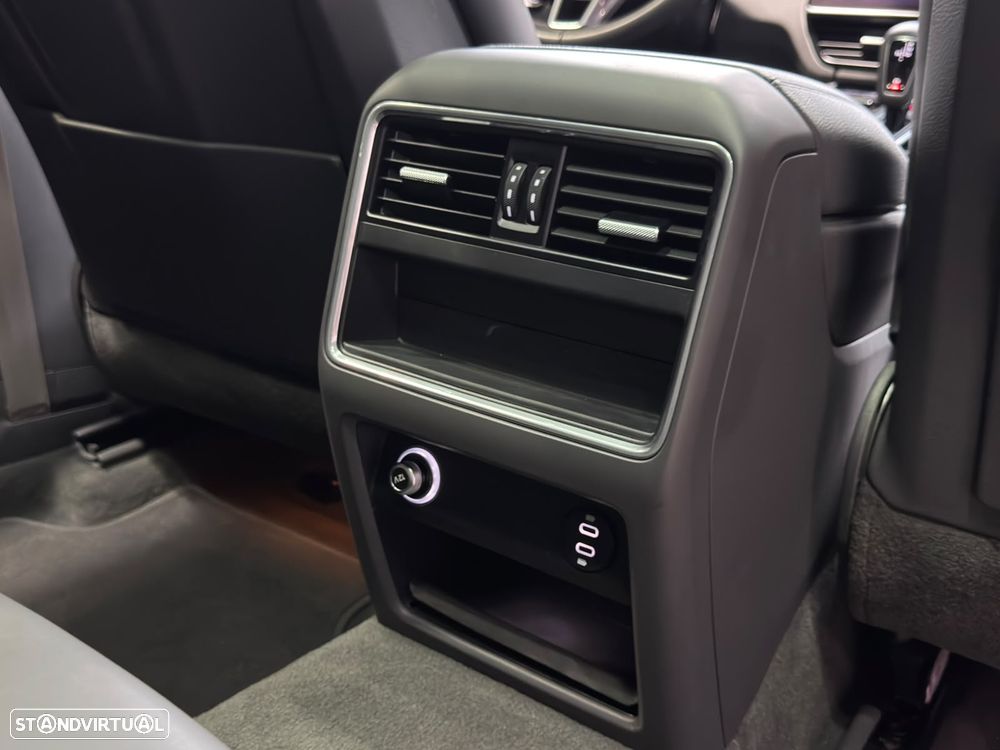 Porsche Cayenne E-Hybrid Platinum Edition - 53