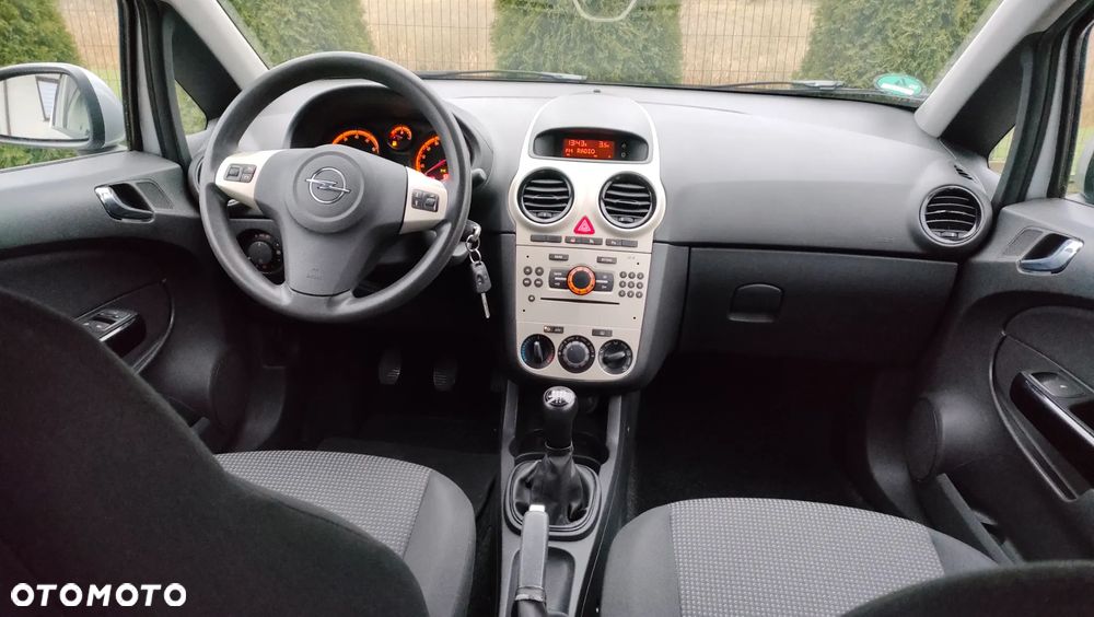 Opel Corsa 1.2 16V Selection 110 Jahre - 5