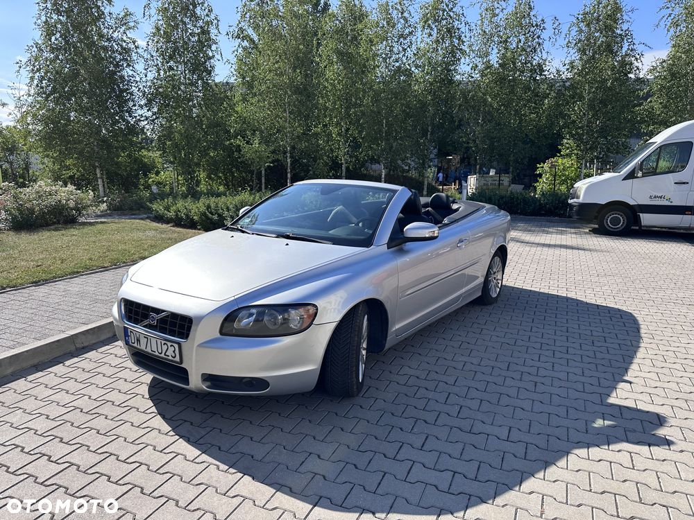 Volvo C70 2.0D Momentum - 16
