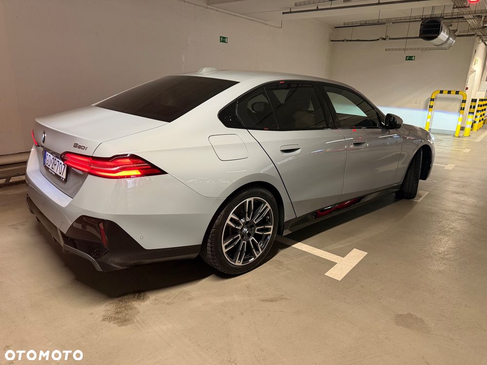 BMW Seria 5 520i mHEV - 7