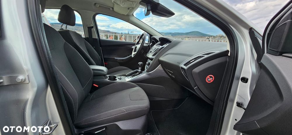 Ford Focus - 27