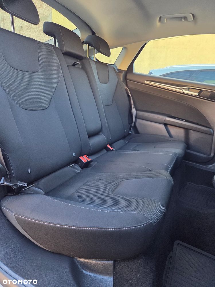 Ford Mondeo 2.0 EcoBlue Titanium - 16