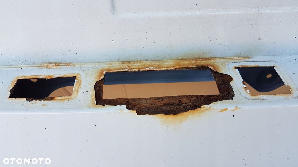 klapa bagażnika maxus euniq 5 - 10