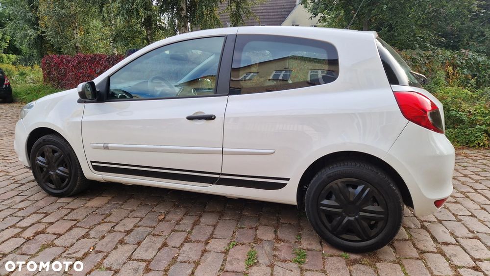Renault Clio - 6