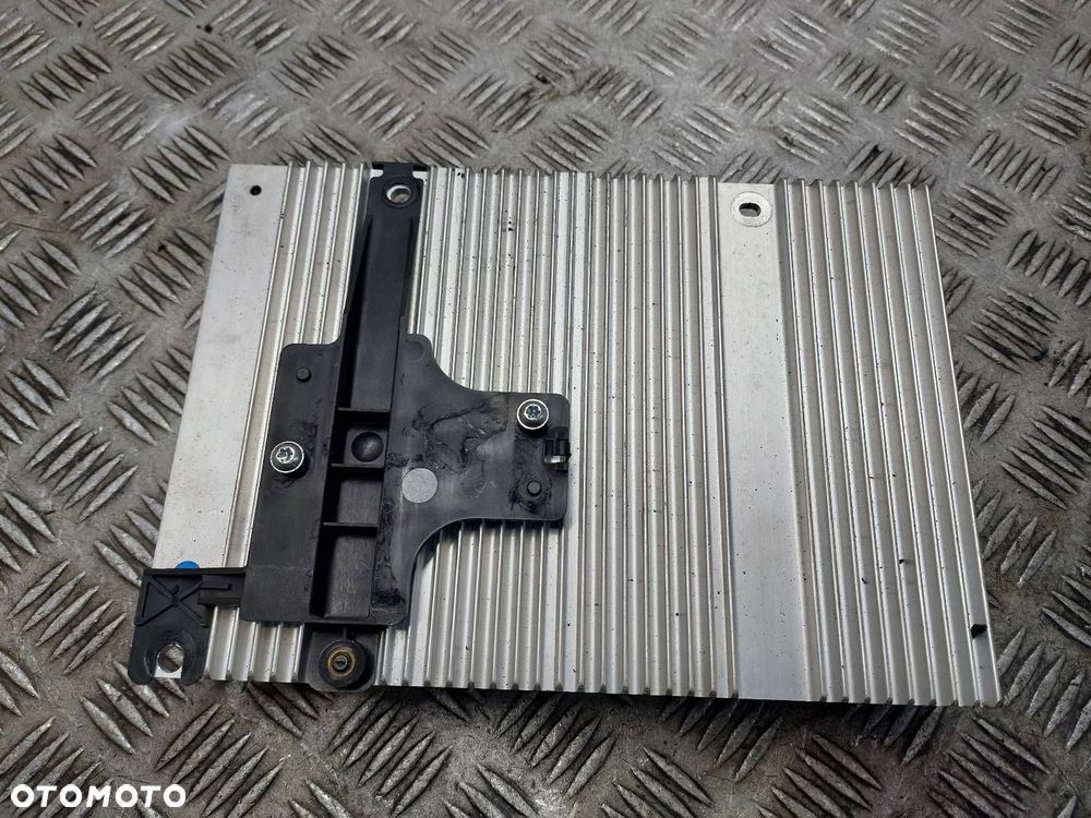 WZMACNIACZ AUDIO VOLVO S40 II 30679537 - 4