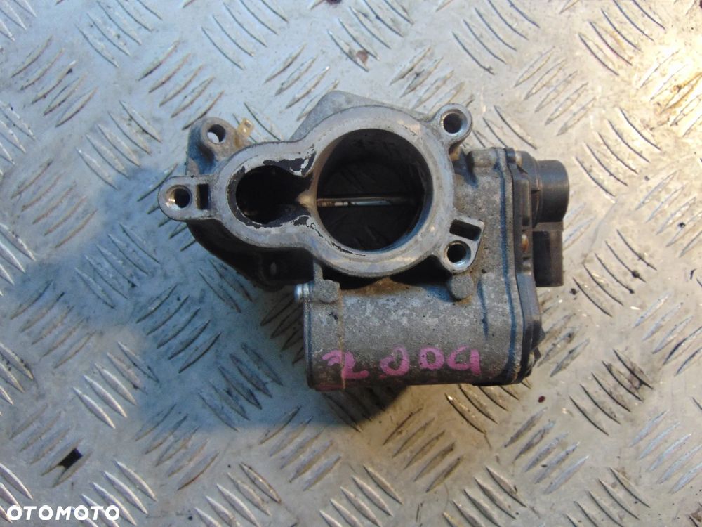 Przepustnica opel vivaro 2 2,0 dci - 2