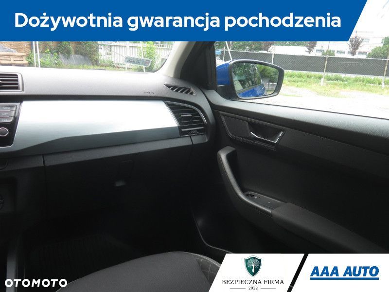 Skoda Fabia - 10