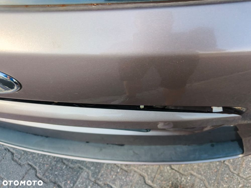 Kia Ceed - 11