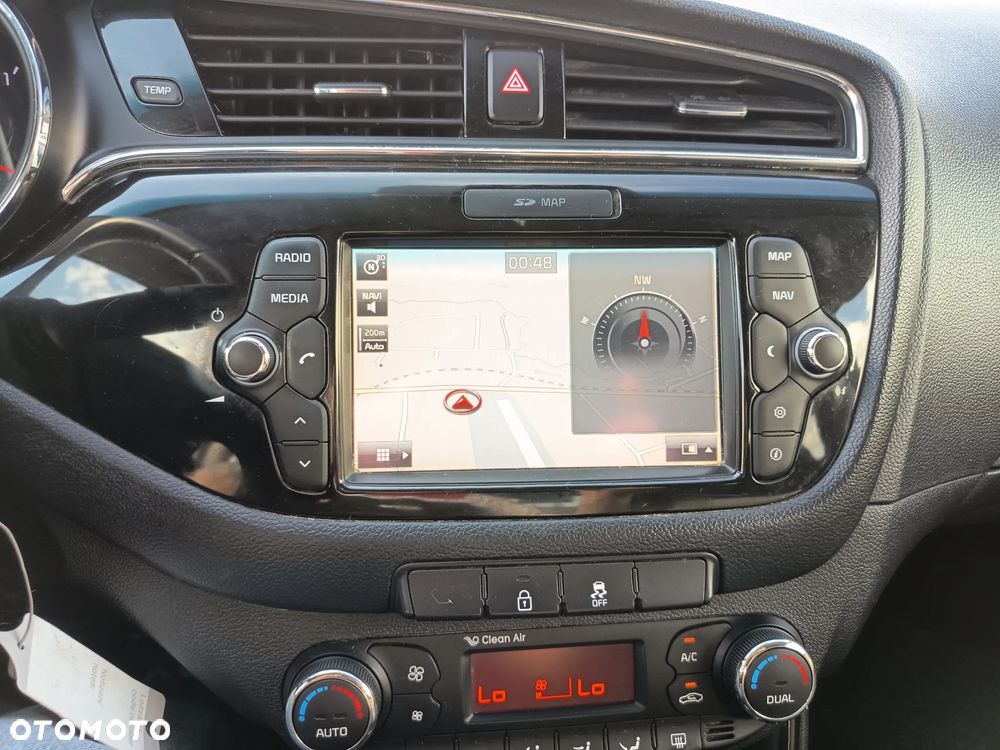 Kia Ceed - 21