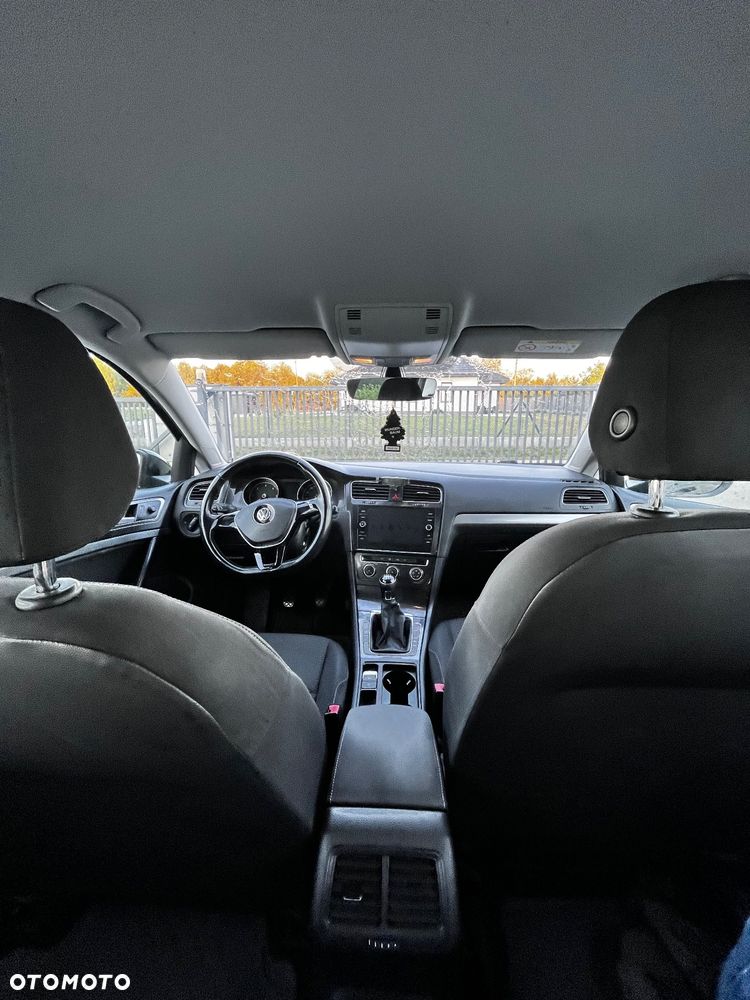 Volkswagen Golf VII 1.6 TDI BMT Comfortline - 10