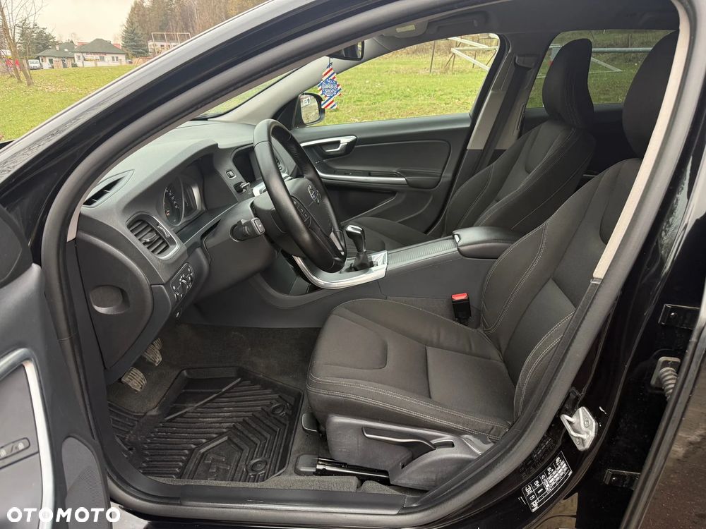 Volvo V60 - 33