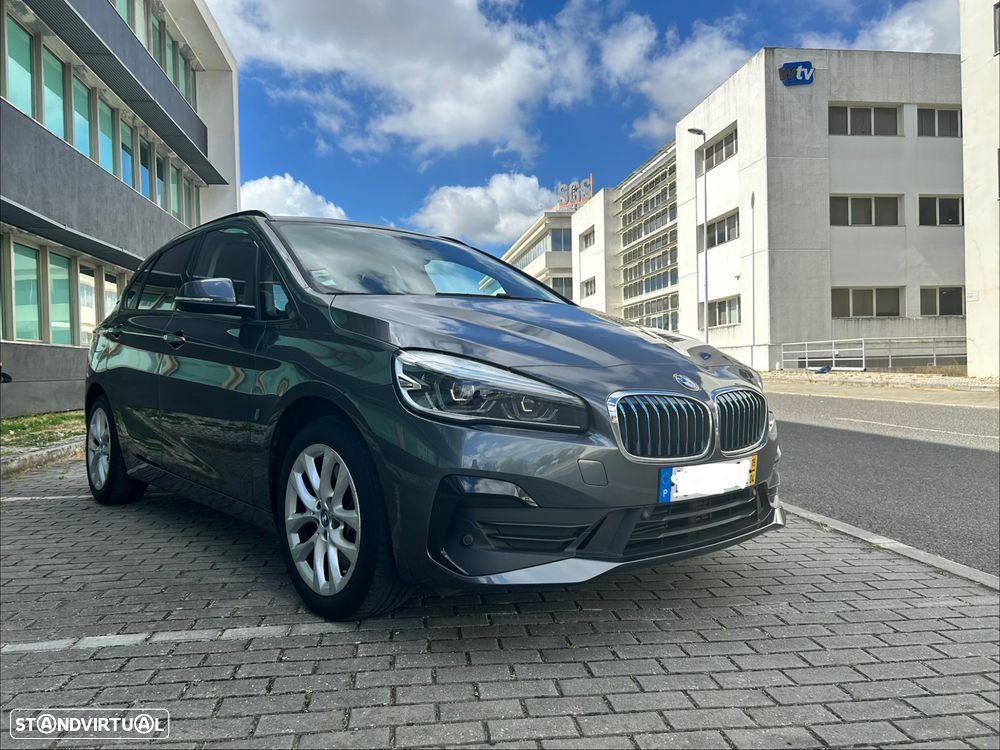 BMW 225xe Active Tourer - 8