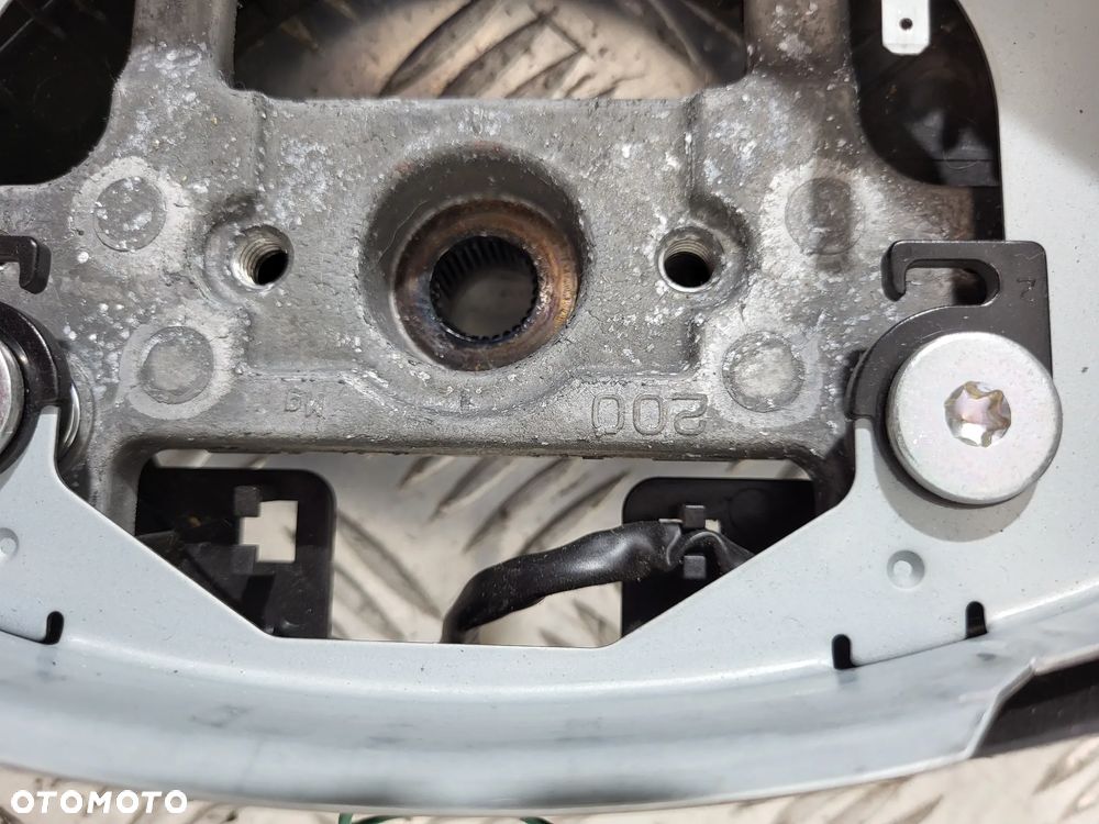 Suzuki Grand Vitara II Kierownica - 5