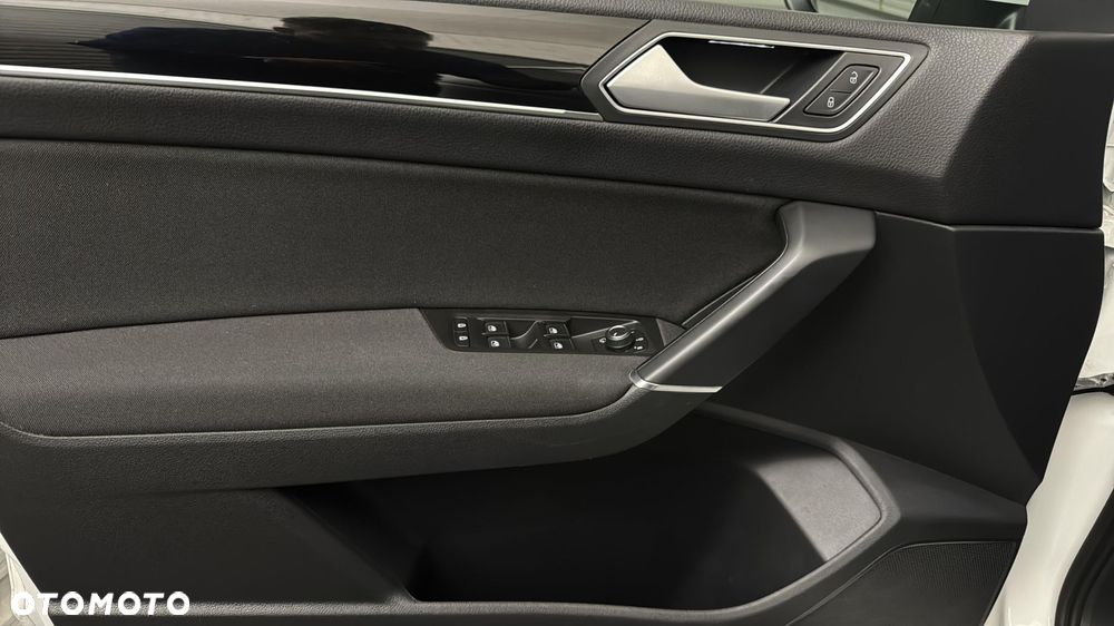 Volkswagen Touran 2.0 TDI BMT Highline DSG - 11