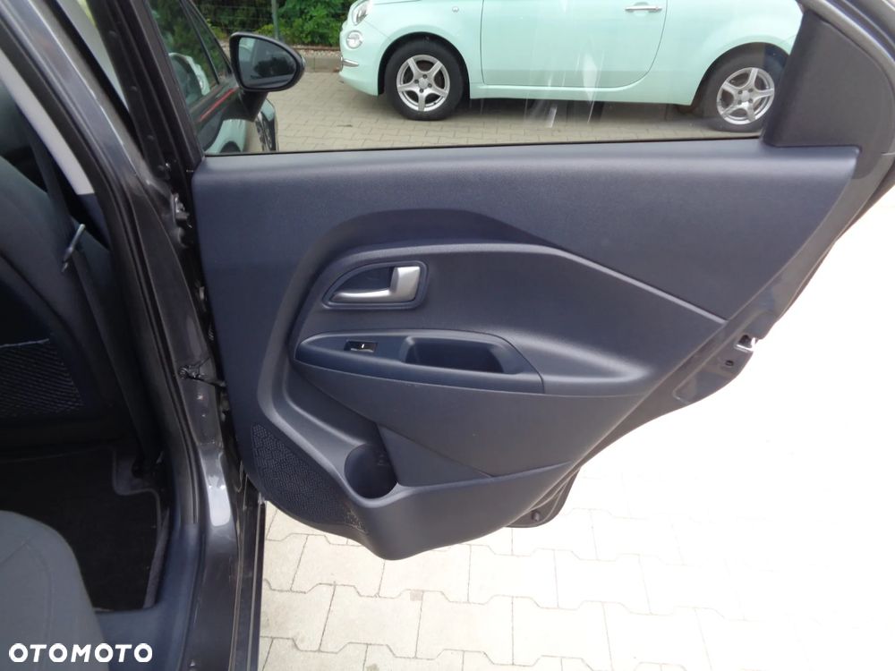 Kia Rio 1.4 Comfort - 18