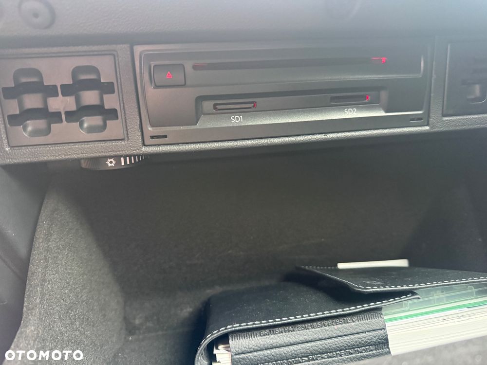 Volkswagen Golf - 16