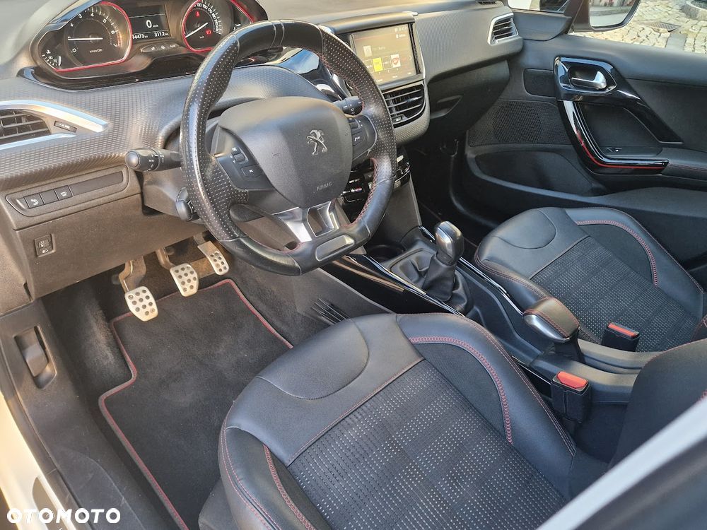 Peugeot 2008 PureTech 110 Stop&Start GT-Line Edition - 26