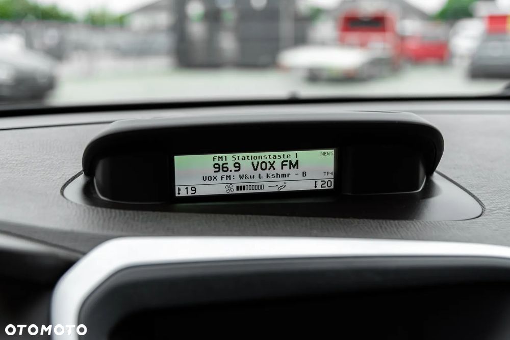 Volvo XC 60 3.2 AWD Kinetic - 37